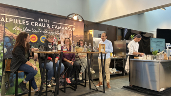 Photographie prise lors de la table-ronde "Les AOP et IGP : richesses des Alpilles, de la Crau et de la Camargue"